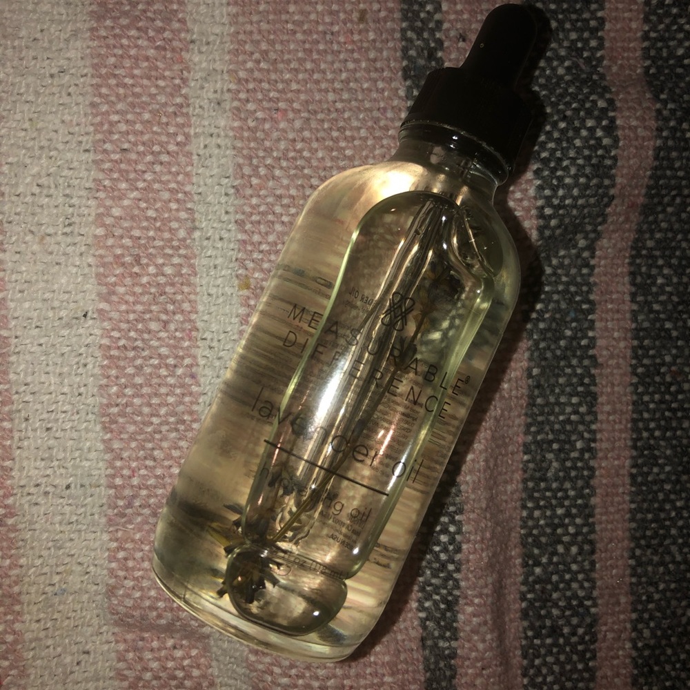 Lavender Oil - Picture 3 of 3